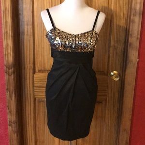 Way In black and silver dress. Perfect for homecoming!